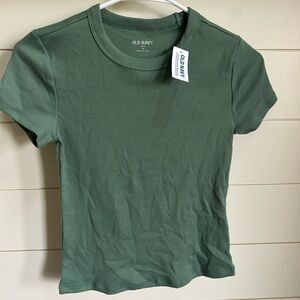 Old Navy Women's Short Sleeve Tee in Olive